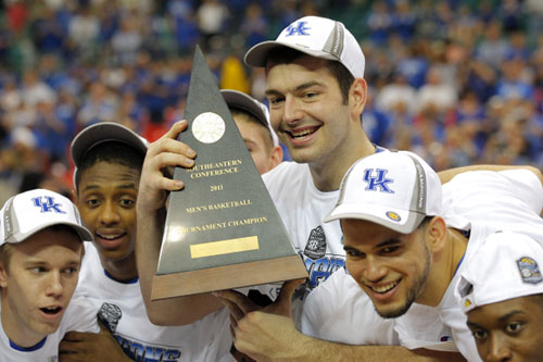 Kentucky Wildcats forward Josh Harrellson